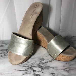 Splendid Wedges Metallic Studded